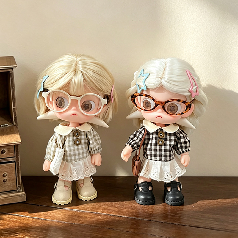 Vintage Fashion Dolls - Vintage zoete geruite poppenjurk, geschikt voor