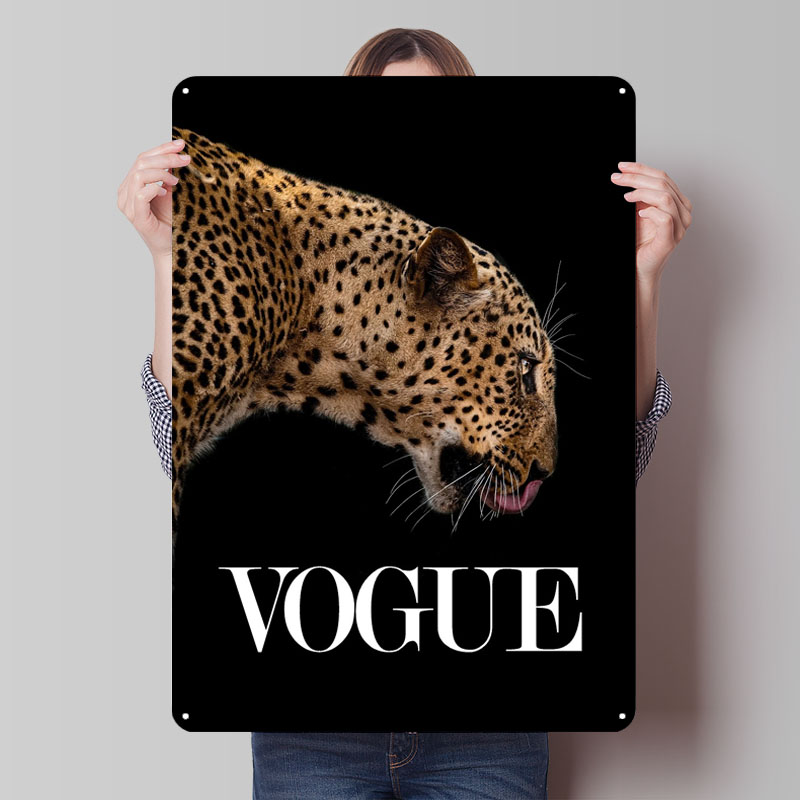 Vintage Fashion Vogue - Vogue Fashion Poster Metalen Borden Dier